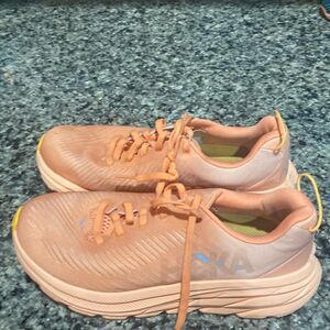 Hoka rincon 3 women sneakers Sz 6.5 B